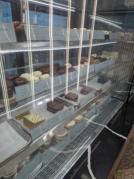 Layers Bakeshop Picture 2