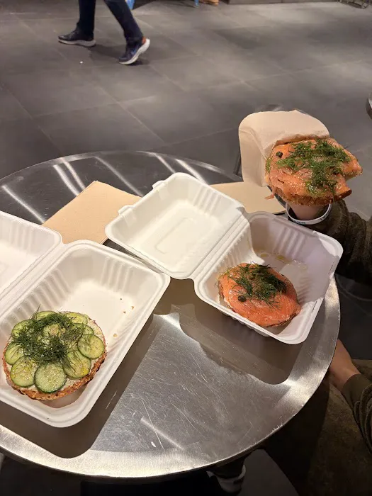 Apollo Bagels Picture 10
