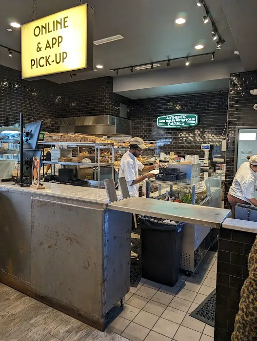 Zucker's Bagels & Smoked Fish Picture 5