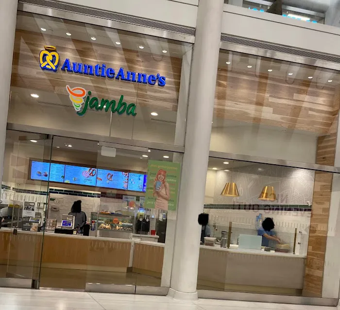 Auntie Anne's Picture 10