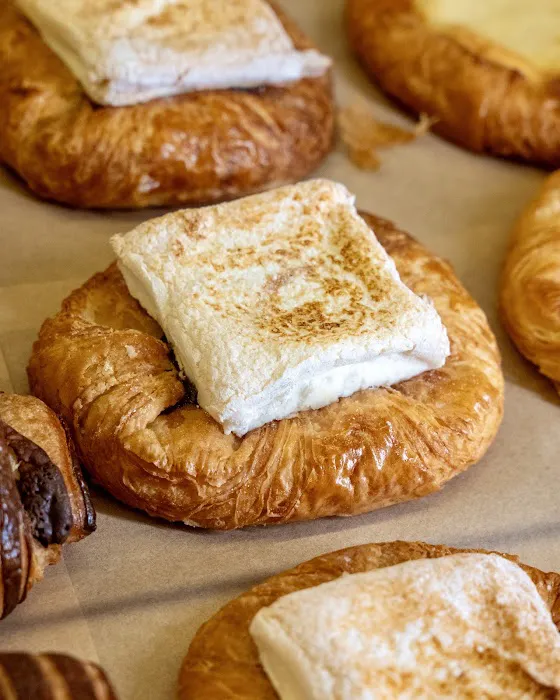 Patis Bakery Picture 5
