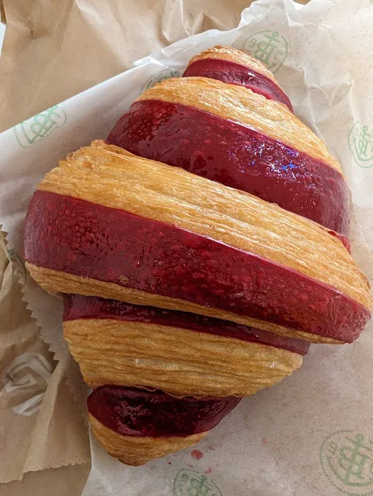 Patisserie Picture 8