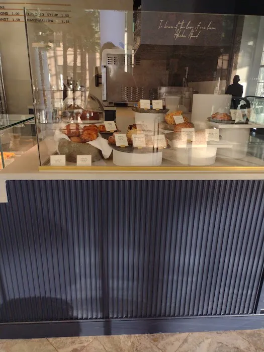 Mah-Ze-Dahr Picture 9