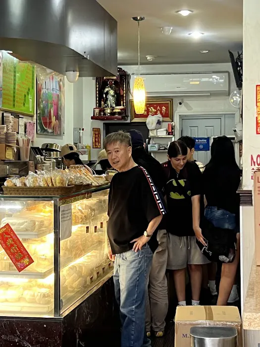 M&W Bakery Picture 4