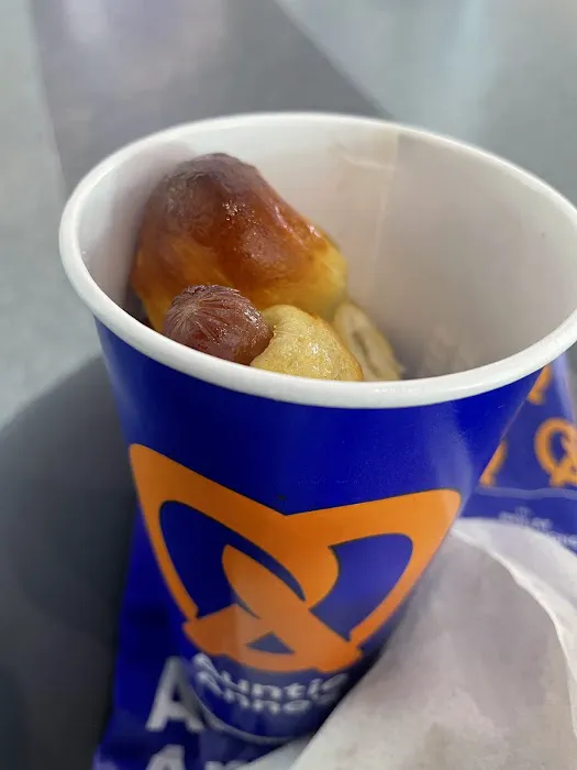 Auntie Anne's Picture 2