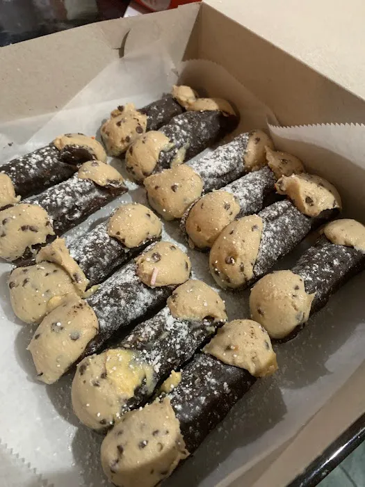 Napoli Pastry Co. Picture 1
