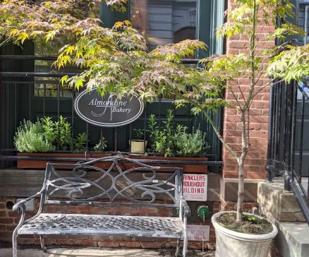 Almondine Bakery