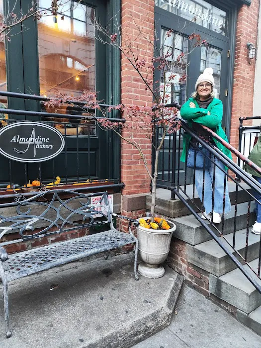 Almondine Bakery Picture 6