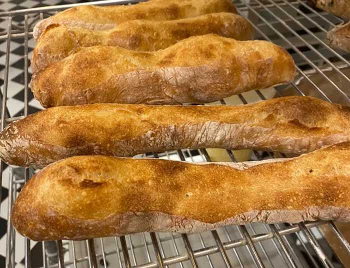 Partybus Bakeshop Picture 4