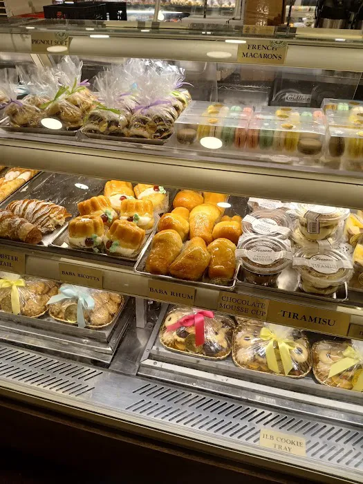 Ferrara Bakery & Cafe Picture 2