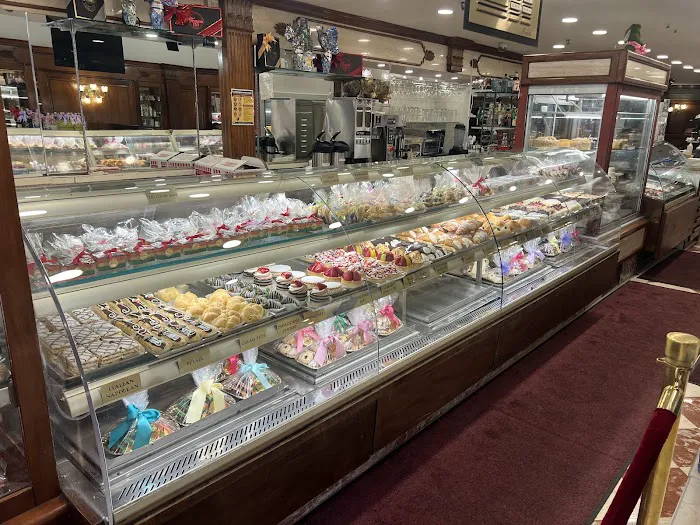 Ferrara Bakery & Cafe Picture 10