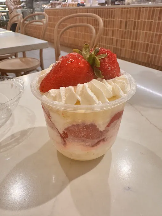 Luna Cafe & Bakery Picture 1