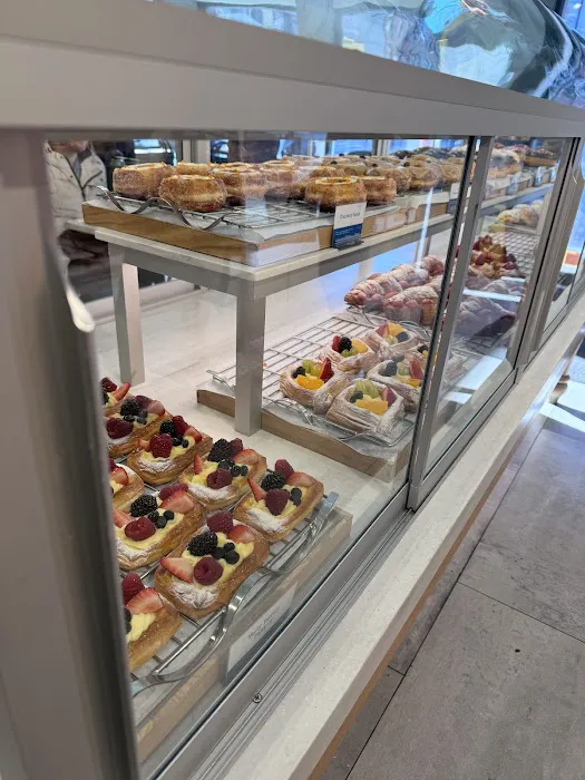 Paris Baguette Picture 2