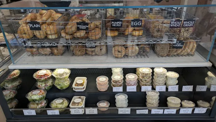 Atlantic Bagels Picture 5