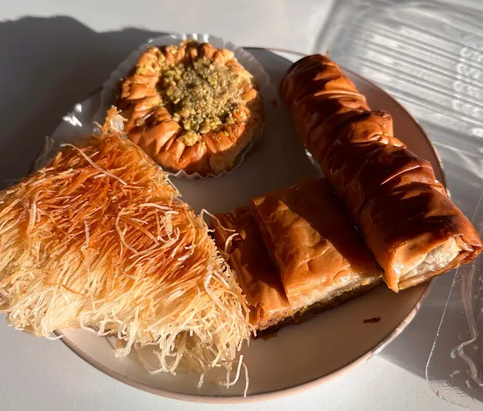 Damascus Bread & Pastry Shop Picture 8