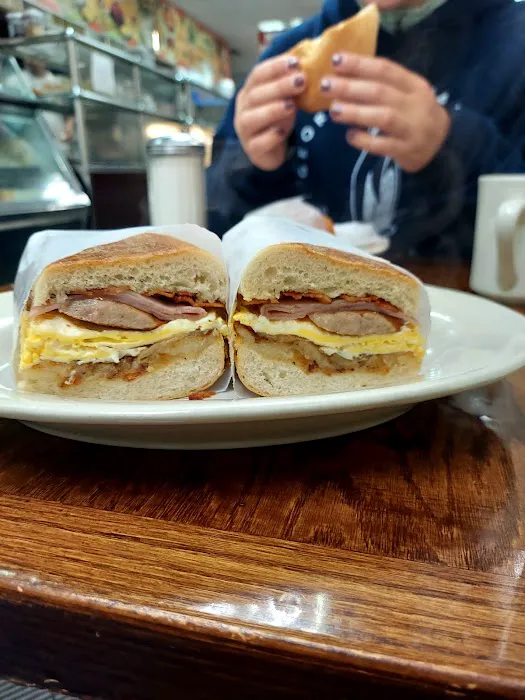 Casella Bagel Coffee Shop Picture 6