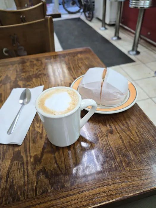 Casella Bagel Coffee Shop Picture 5