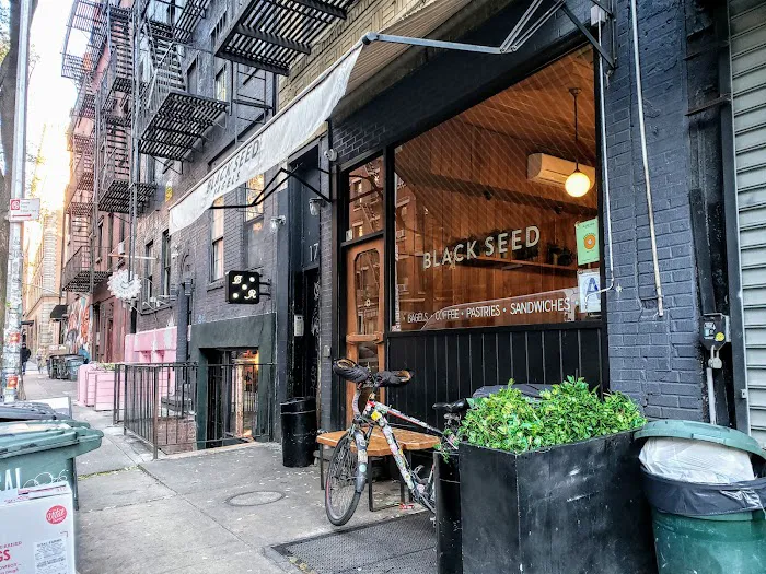 Black Seed Bagels Picture 8