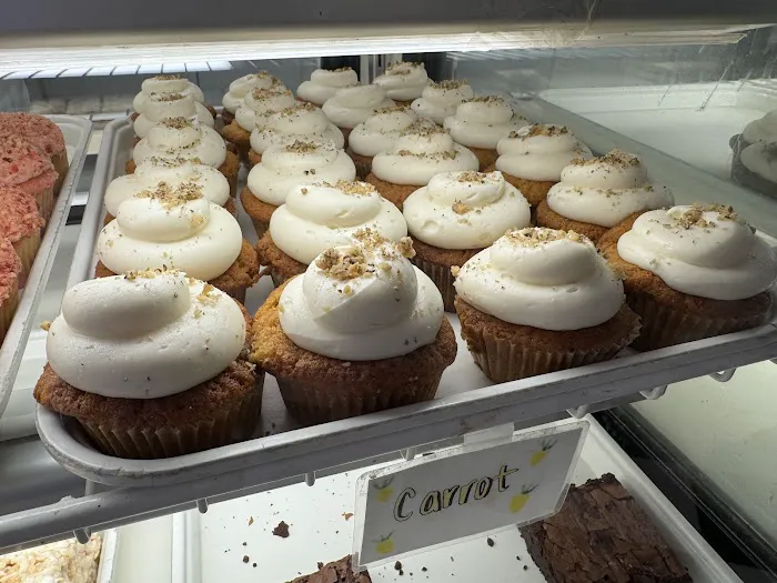 Little Cupcake Bakeshop Picture 4