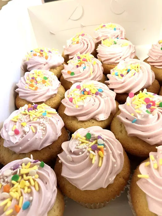 Nine Cakes Picture 5