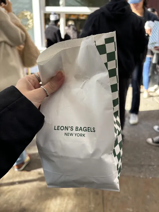 Leon's Bagels Picture 9