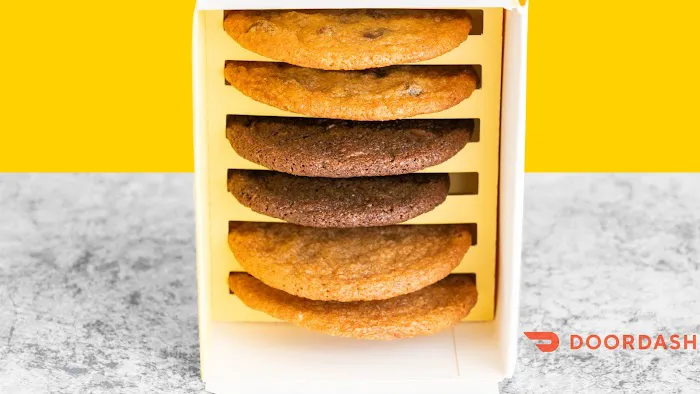 Thin Cookies - Bleecker Picture 1