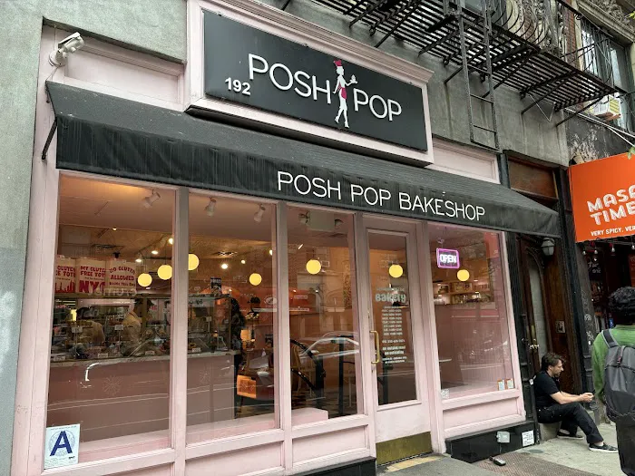 Posh Pop Bakeshop Picture 8