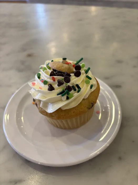 Molly's Cupcakes Picture 4