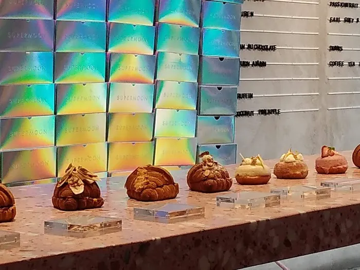 Supermoon Bakehouse Picture 9