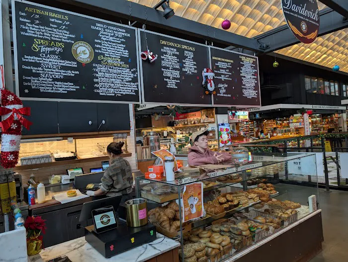 Davidovich Bagel Cafe Picture 3