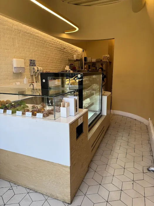 LÀ LÁ Bakeshop NYC Picture 6