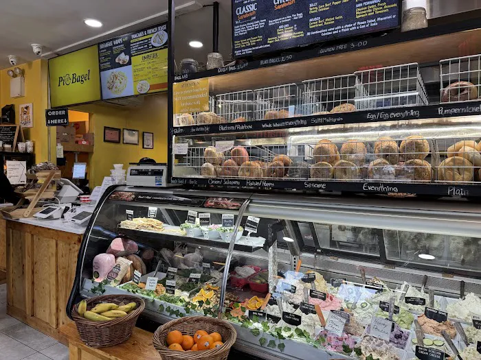 Pio Bagel Flatbush Picture 3