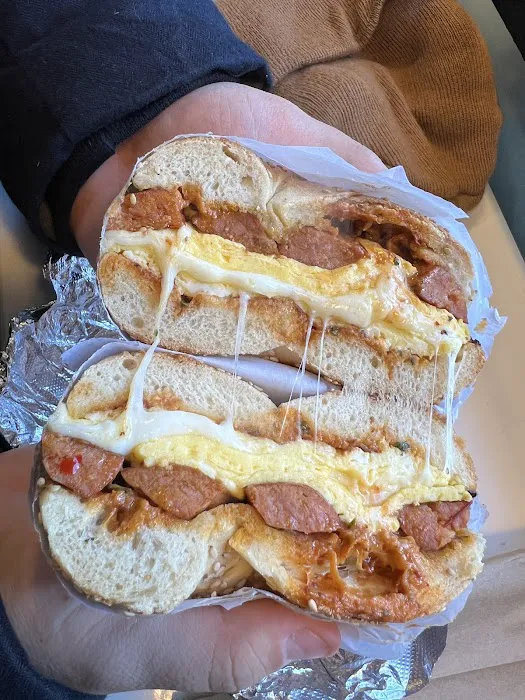 Pio Bagel Flatbush Picture 6