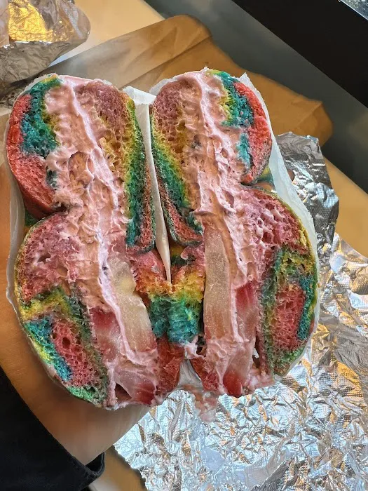 Pio Bagel Flatbush Picture 7