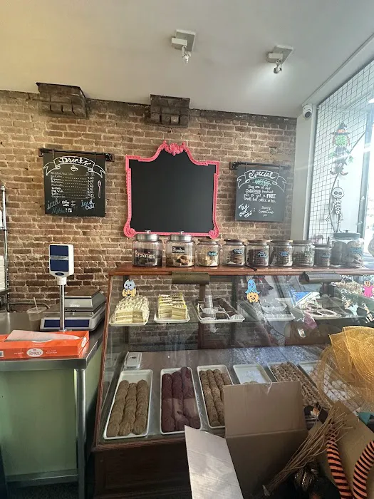 Betty Bakery Picture 5
