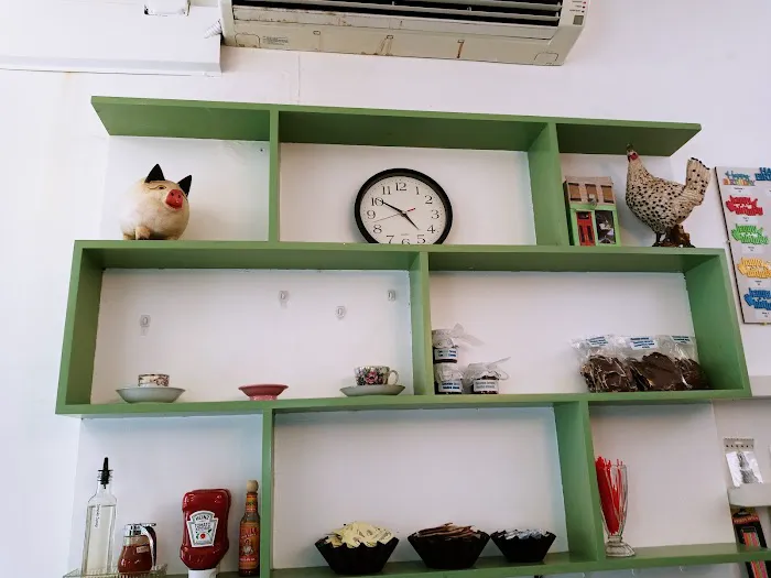 Betty Bakery Picture 7