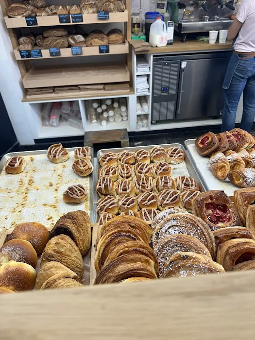 La Bicyclette Bakery Picture 2