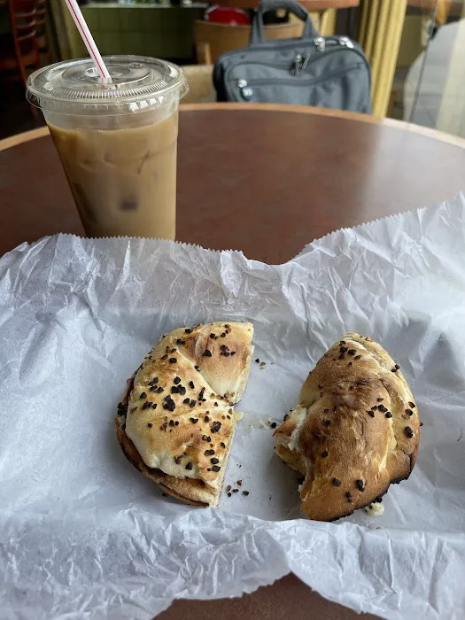 Bagels By the Park Picture 2