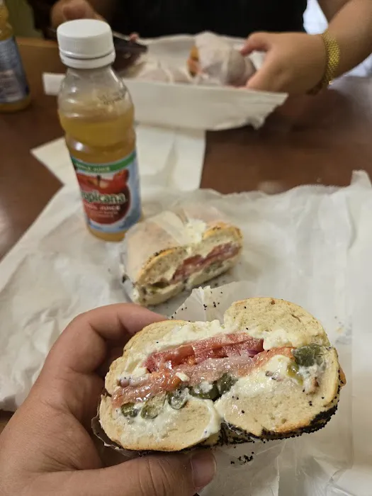 Bagels By the Park Picture 4