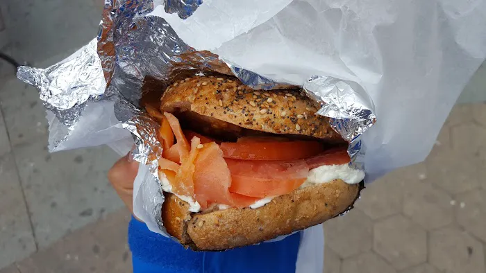 Bagels On the Square Picture 3