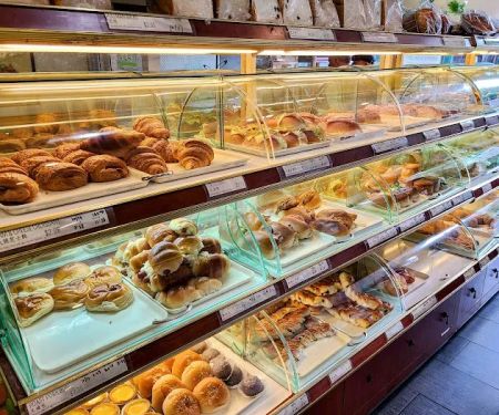 Fay Da Bakery