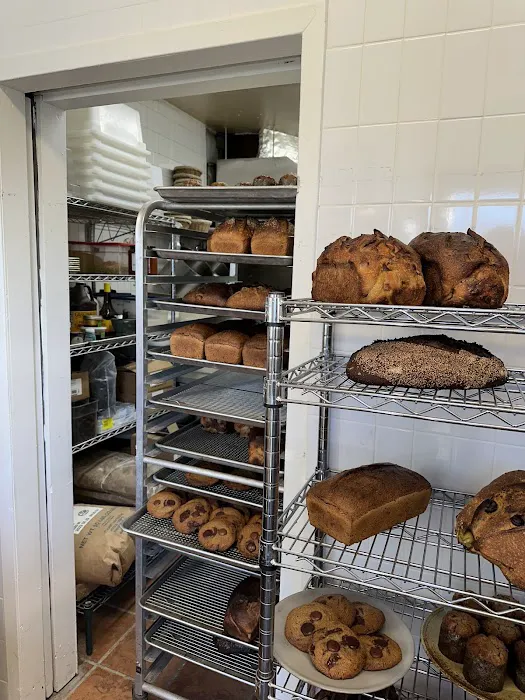 ACQ BREAD CO. Picture 4