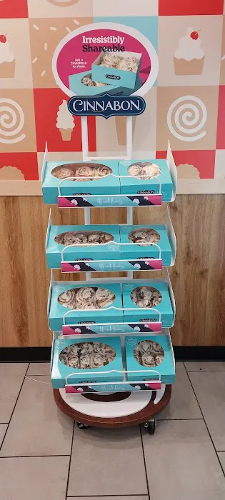 Cinnabon Picture 5
