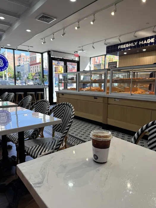 Paris Baguette Picture 9