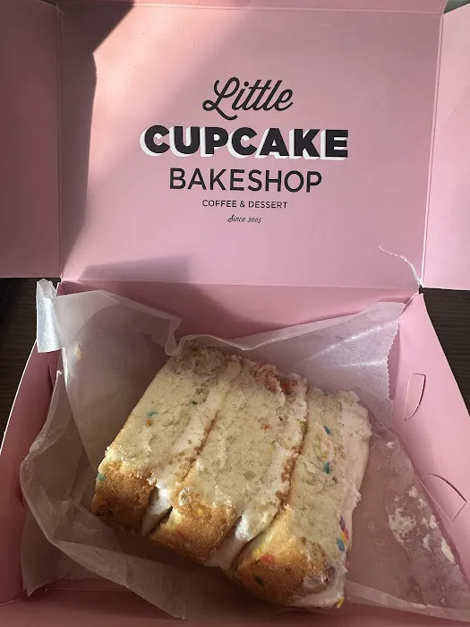 Little Cupcake Bakeshop Picture 8