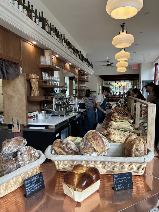 La Bicyclette Bakery Picture 6