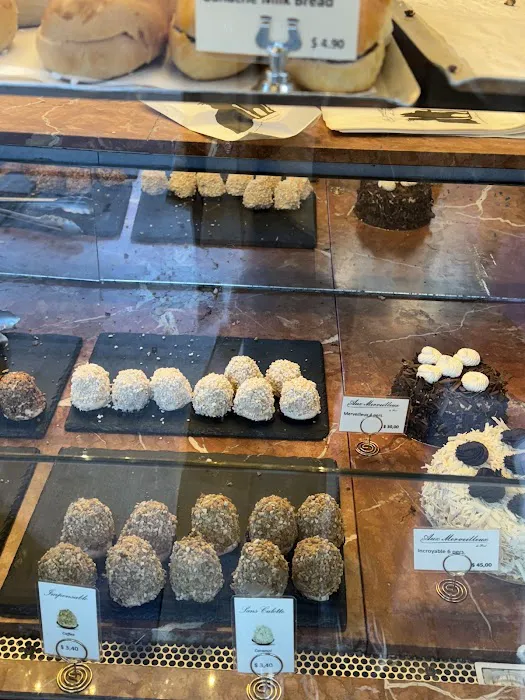 Aux Merveilleux de Fred Picture 4