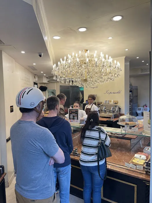 Aux Merveilleux de Fred Picture 8