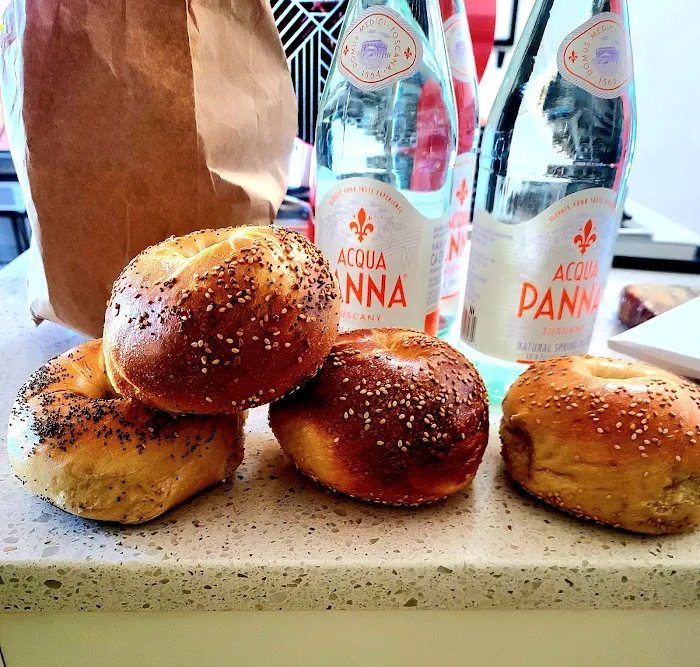 La Bagel Delight Picture 6