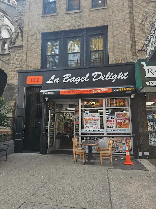 La Bagel Delight Picture 4
